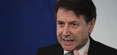 Conte si  fatto l'ospedale a casa