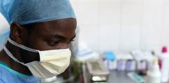 L'Africa disarmata di fronte all'epidemia