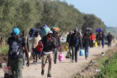 Risultato immagini per covid e migranti