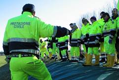 https://www.linkiesta.it/wp-content/uploads/2020/04/protezione-civile-768x512.jpg