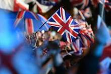 https://www.adnkronos.com/rf/image_size_240x180/Pub/AdnKronos/Assets/Immagini/2020/02/03/Inghilterra_bandiere_Brexit_afp.jpg