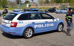 https://www.adnkronos.com/rf/image_size_240x180/Pub/AdnKronos/Assets/Immagini/2020/07/05/polizia_FG_050720.jpg