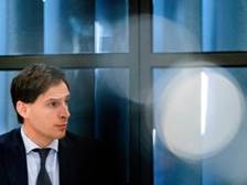 https://images2.corriereobjects.it/methode_image/2020/04/08/Economia/Foto%20Economia%20-%20Trattate/2933b21e9ee37b839cff4c6baafdf7dc-0005-kuug-u3180349821587tzg-656x492corriere-web-sezioni_304x232.jpg?v=202004080915