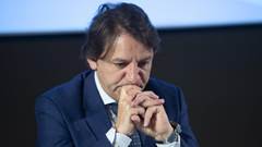 Inps, bufera su Tridico per il raddoppio dello stipendio. Di Maio: "Chieder chiarimenti". Da Iv alla Lega: "Dimissioni"