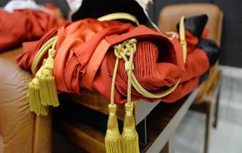 Le toghe rosse dichiarano guerra al governo su rave e migranti | Il Foglio