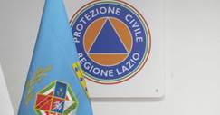 https://st.ilfattoquotidiano.it/wp-content/uploads/2020/04/16/prot-cov-lazio-690x362.jpg