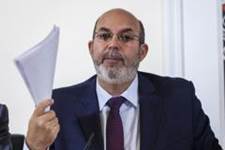 "Crimi: " https://www.adnkronos.com/rf/image_size_240x180/Pub/AdnKronos/Assets/Immagini/Redazionale/C/Vito_Crimi_Fg13.jpg
