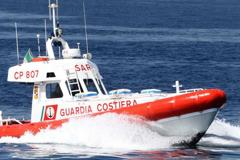 https://www.adnkronos.com/rf/image_size_240x180/Pub/AdnKronos/Assets/Immagini/2019/06/12/guardia_costiera_1_fg_3-5-313510326.jpg