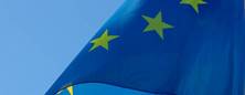 https://img.ilgcdn.com/sites/default/files/styles/home_apertura/public/foto/2020/04/13/1586768170-bandiera-unione-europea.jpg
