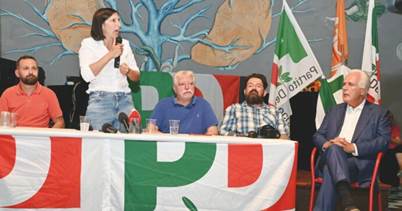 Pd: anche a Pisa pacchetti di tessere e iscritti albanesi